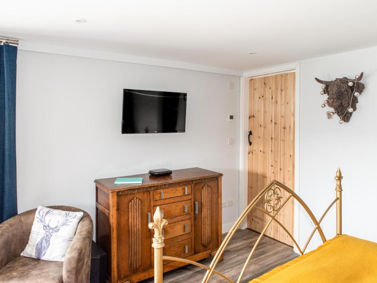 Haka Lodge Аберистуит Экстерьер фото